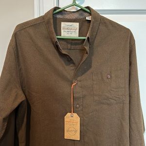 Weatherproof Vintage Original Brown Button Up Shirt. Mens Large